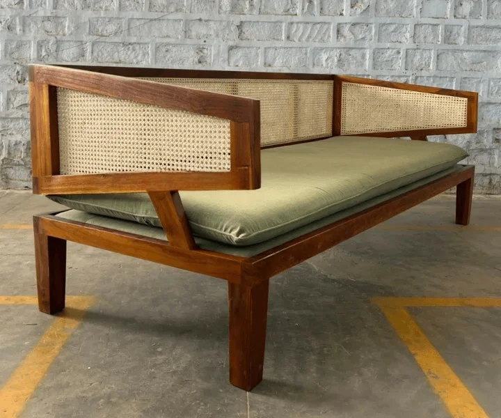 Woodora Natural Solid Sheesham Wood 3 Seater Sofa - Image 4